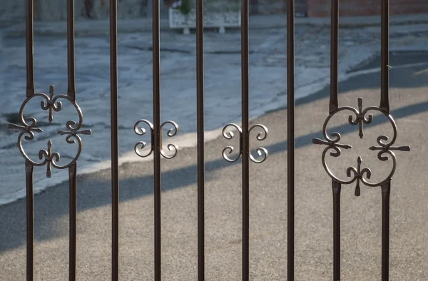How To Install a Metal Fence Collinsville, IL